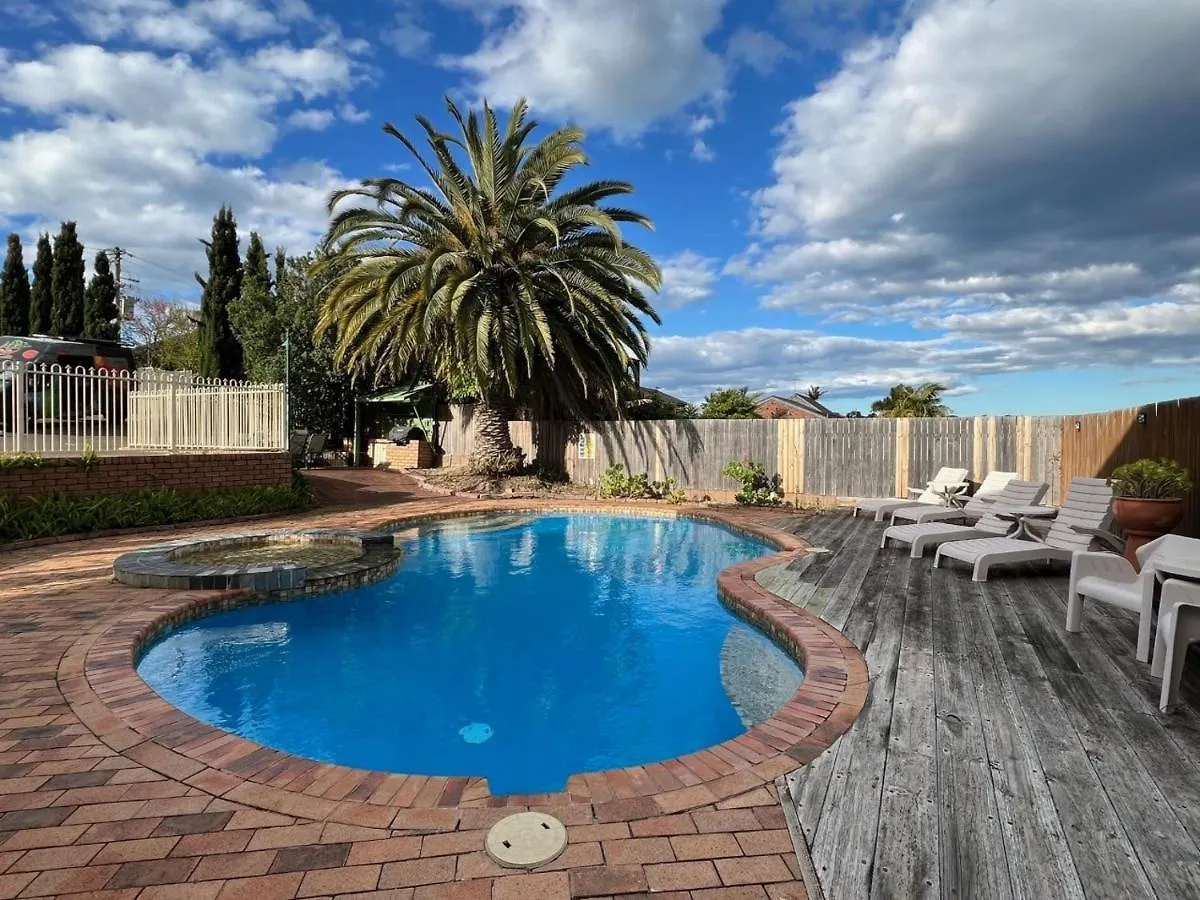 Summerhill Motor Inn (Adults Only) Merimbula 4*,  Australia